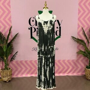 Black & White Tie-Dye Spaghetti Strap Maxi Dress